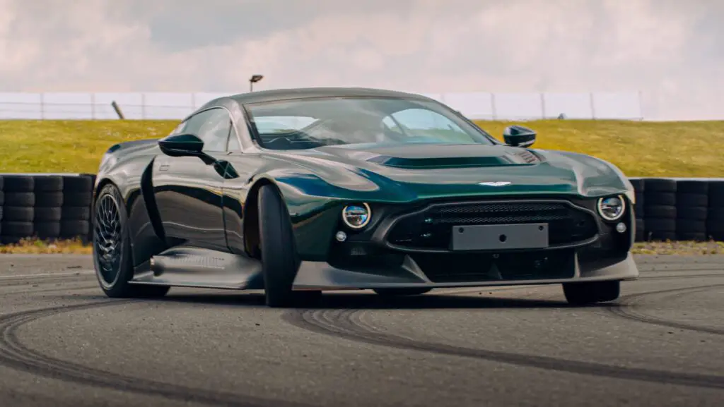 Stor jeg er syg bejdsemiddel This Is How Shows Like Top Gear And The Grand Tour Make Cars Seem So Fast |  Grand Tour Nation